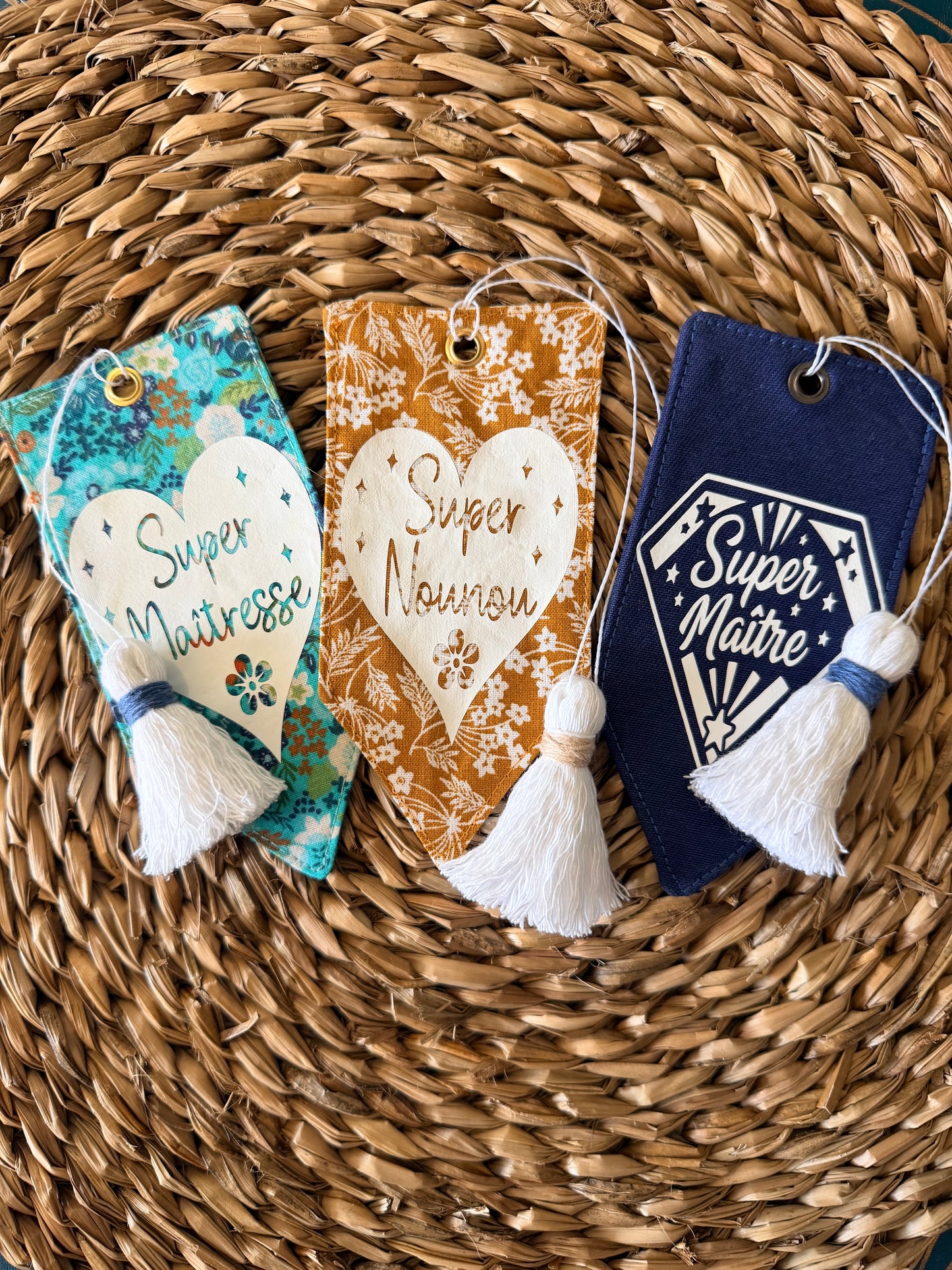 Marque-page en tissu personnalisé – Cadeau Maîtresse, Maître, Nounou